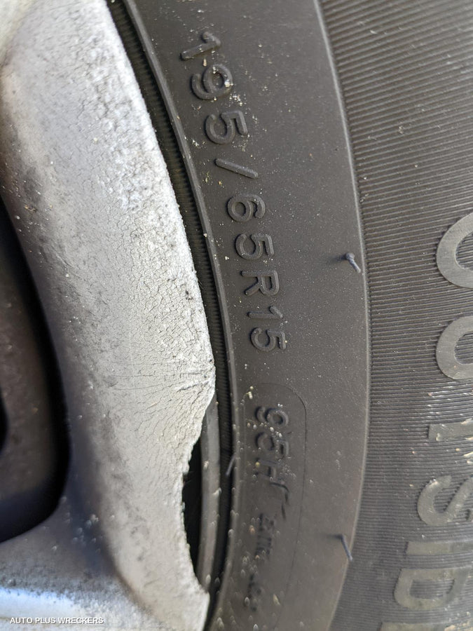 2007 Mazda 3 Left Door Mirror