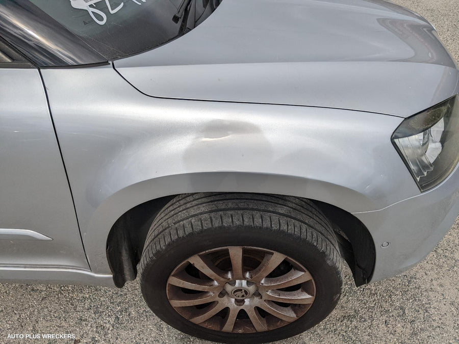 2016 Skoda Yeti Left Front Door