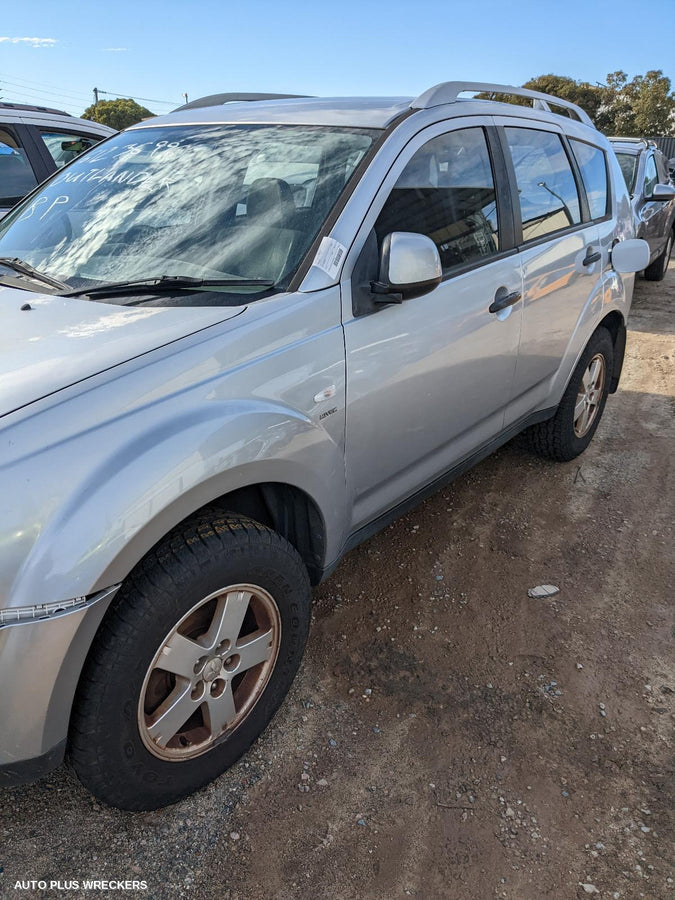 2008 MITSUBISHI OUTLANDER SUNVISOR