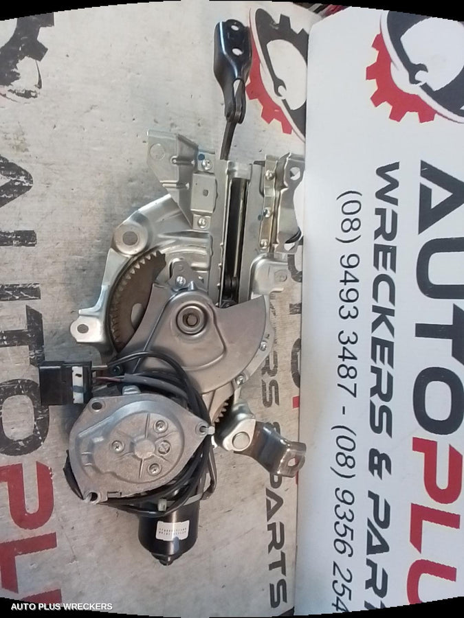 2008-2015 Nissan Murano Hatch Strut