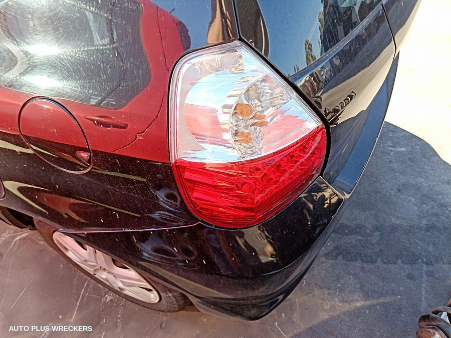 2006-2008 Honda Jazz Right Rear Door Window