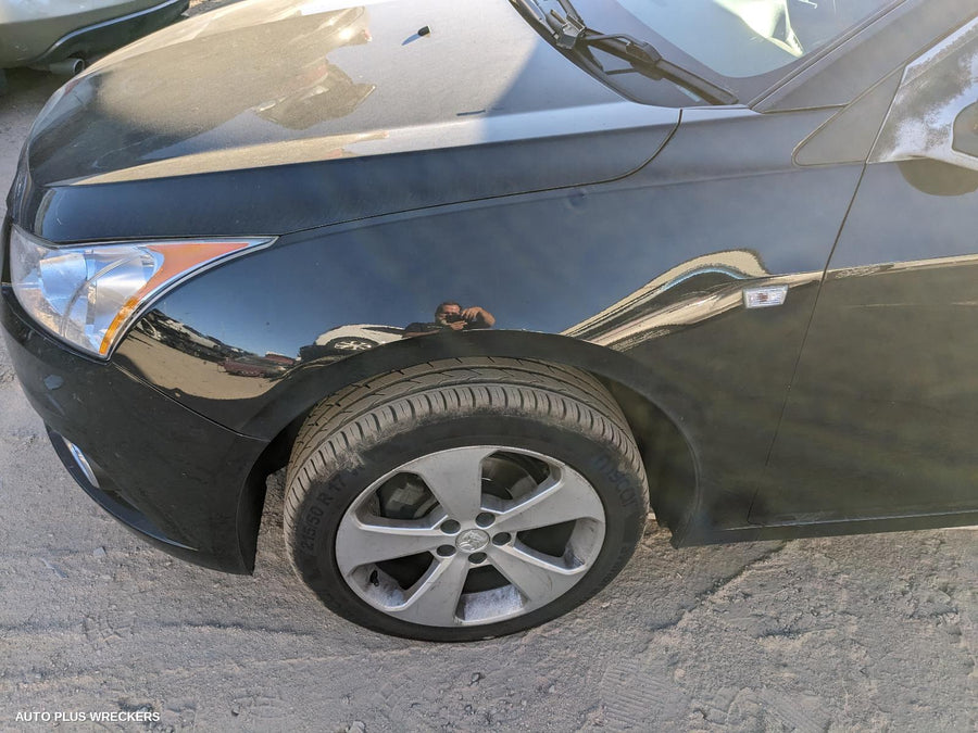 2009-2017 Holden Cruze Rear Garnish
