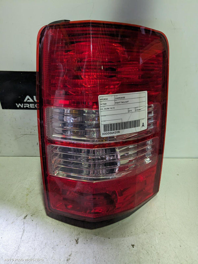 2010 Jeep Cherokee Right Taillight