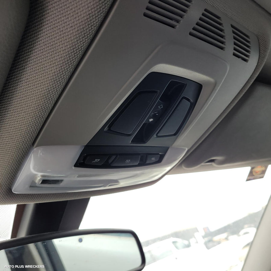2013 Bmw 3 Series Left Door Mirror