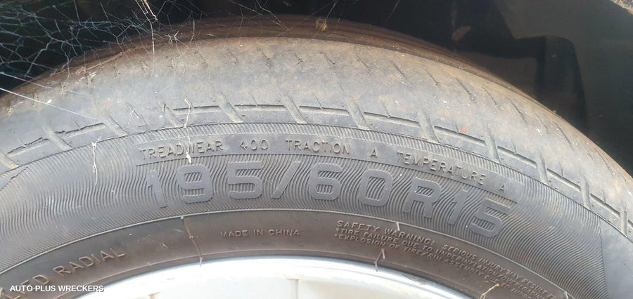 2004 Toyota Prius Left Headlamp