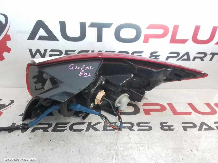 2015 Mazda Cx3 Left Taillight