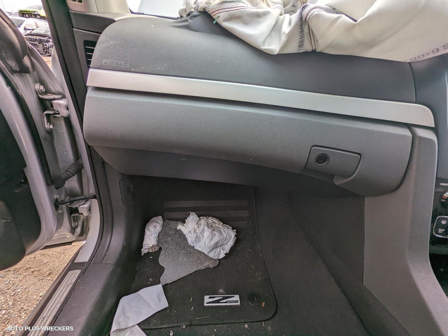 2013 Holden Commodore Left Front Hub Assembly