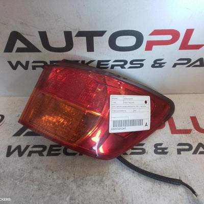 2005-2008 Lexus Is250/is250c Right Taillight