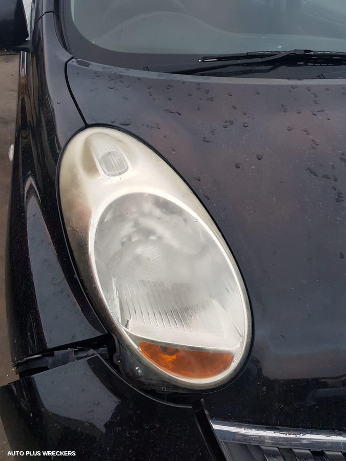 2007-2010 Nissan Micra Right Taillight