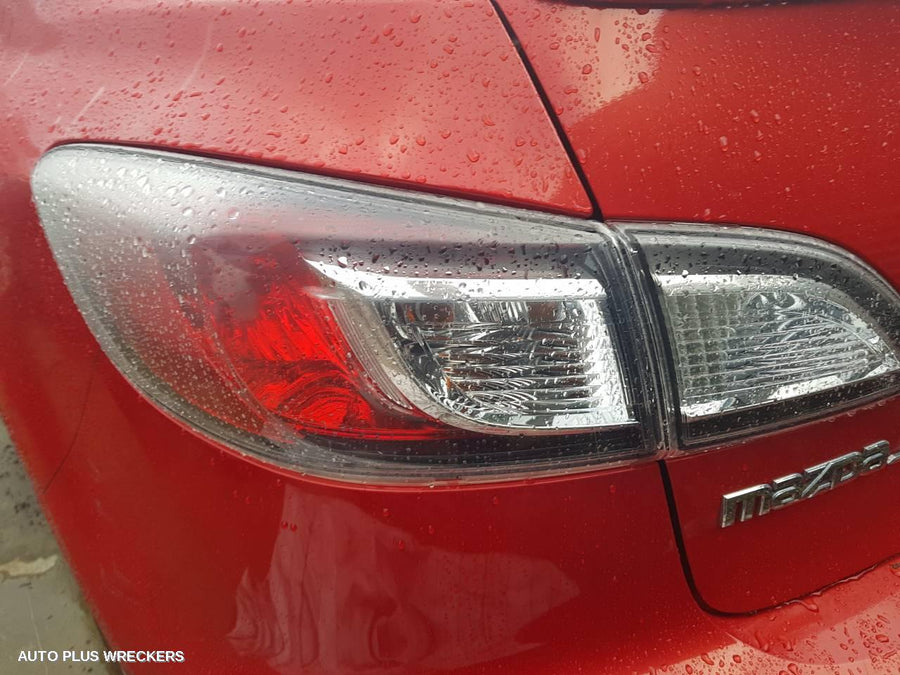 2010 Mazda 3 Sunvisor