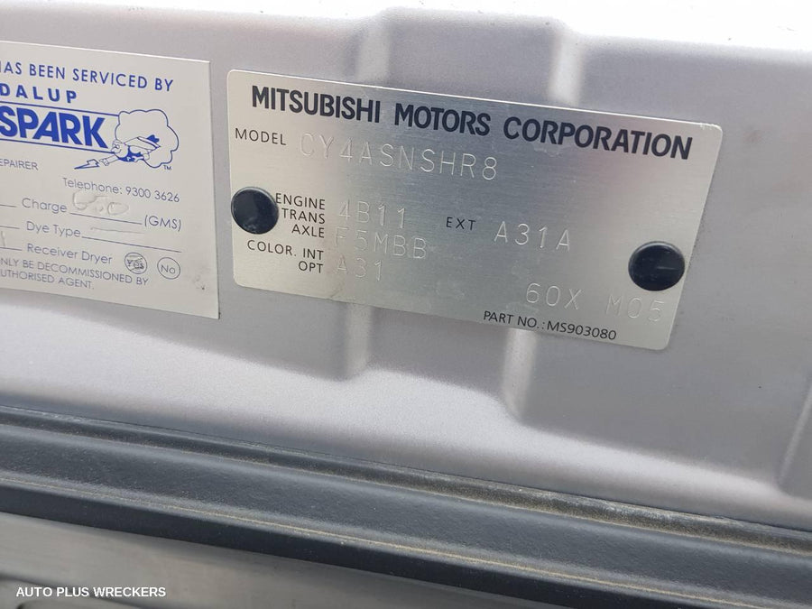 2007 Mitsubishi Lancer Left Rear Door Window