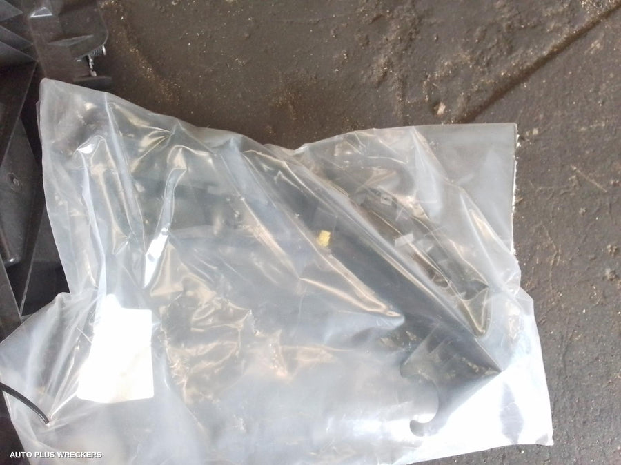 2019 Peugeot Expert Radiator Support