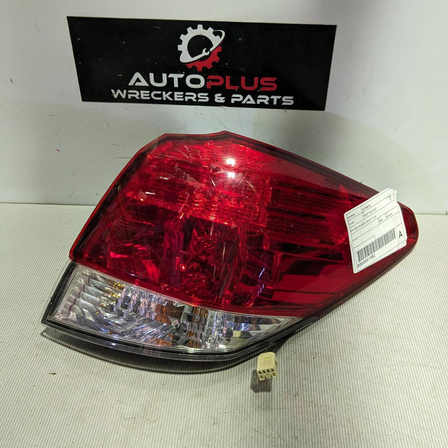 2009-2014 Subaru Outback Right Taillight