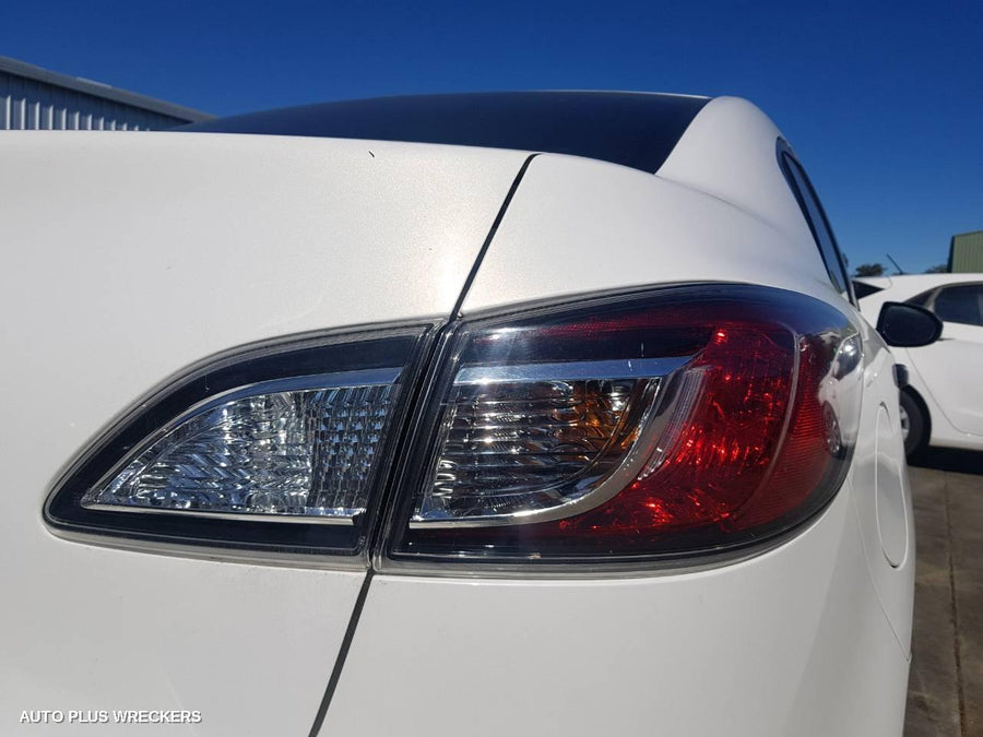 2011 Mazda 3 Left Front Door Window