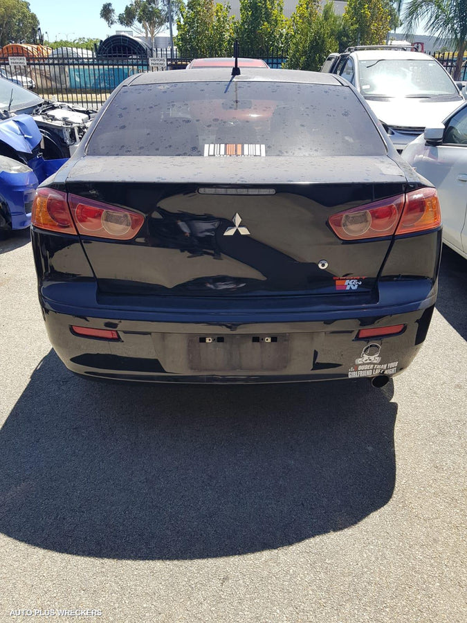 2008 Mitsubishi Lancer Left Taillight