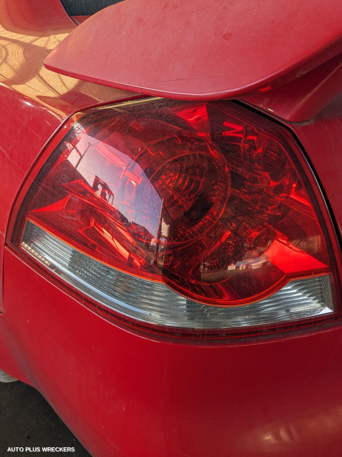 2006 Holden Commodore Right Door Mirror