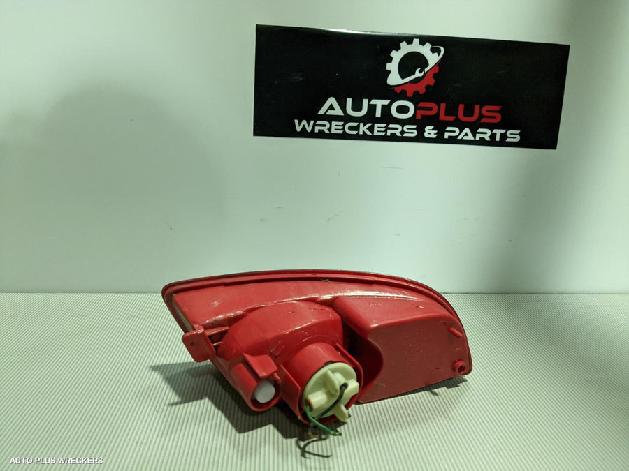 2008 Hyundai Santa Fe Rear Garnish