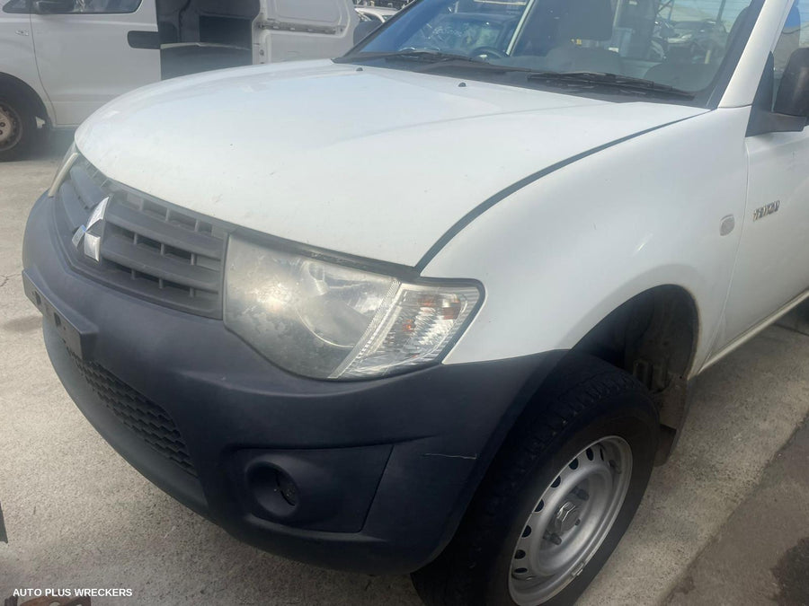 2014 Mitsubishi Triton Rear Diff Assembly