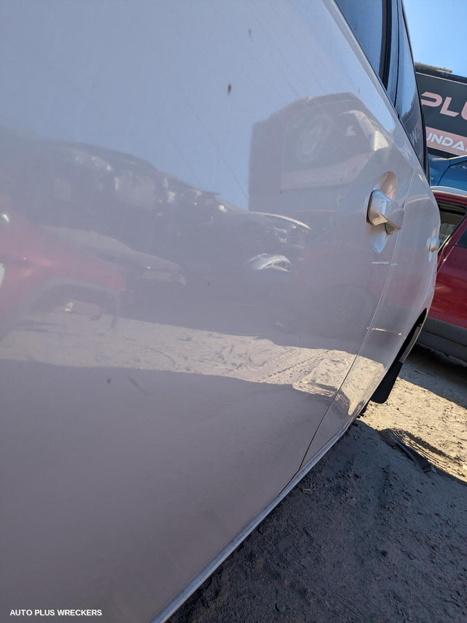 2016 Toyota Corolla Antenna