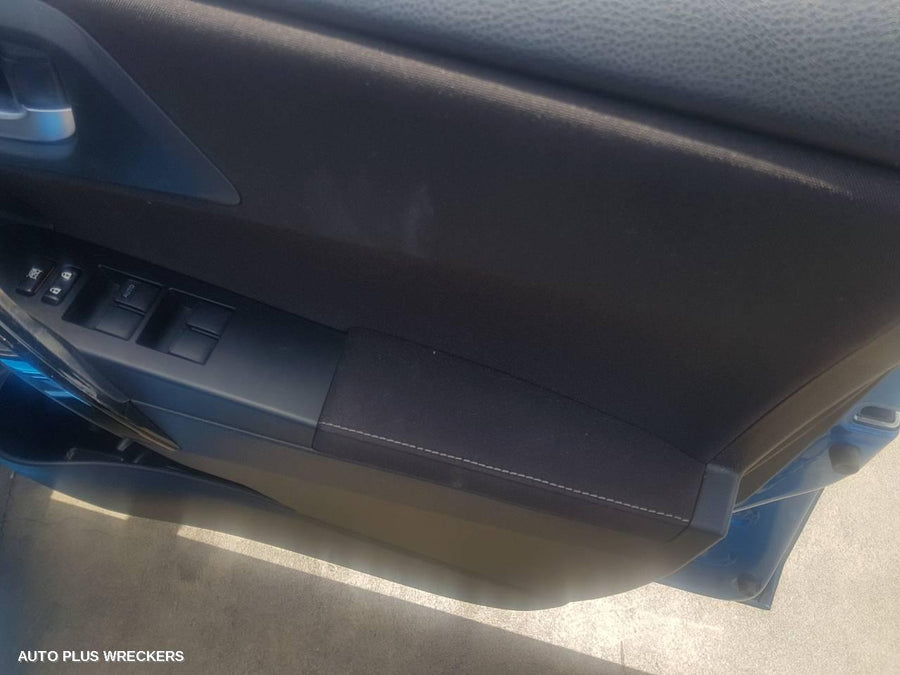 2016 Toyota Corolla Sunvisor