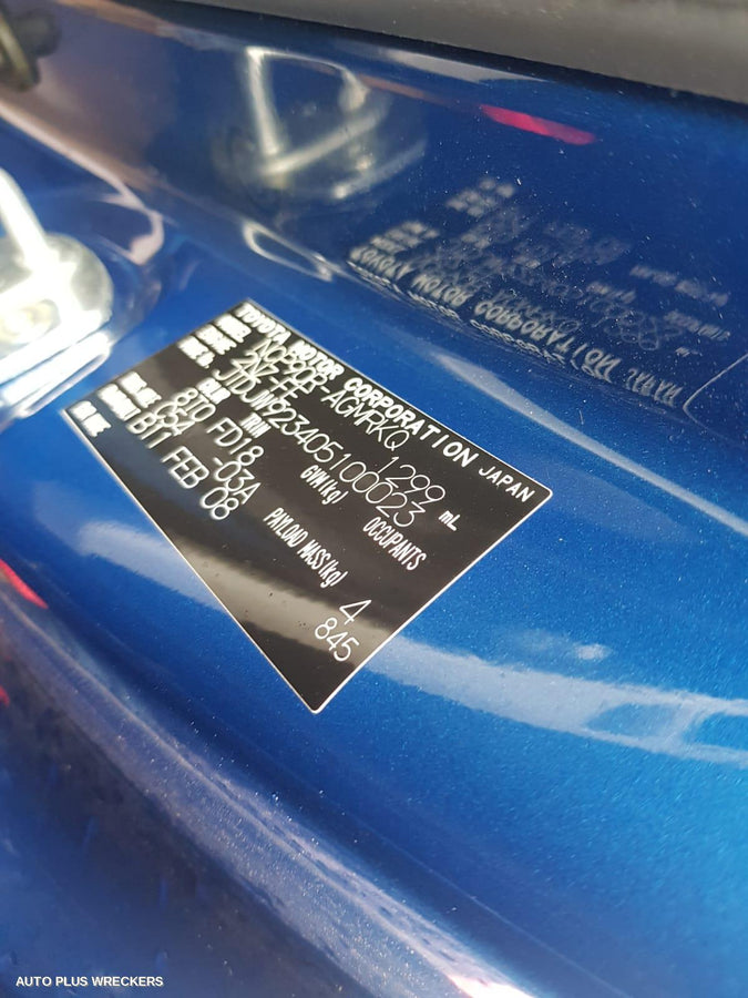 2008 Toyota Yaris Right Front Window Reg Motor