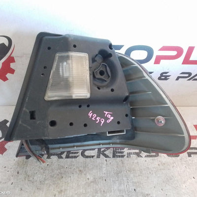 2003 Bmw 3 Series Left Taillight