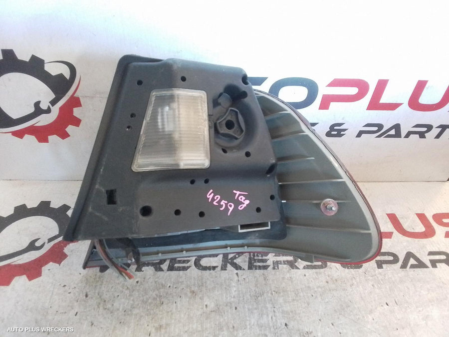 2003 Bmw 3 Series Left Taillight