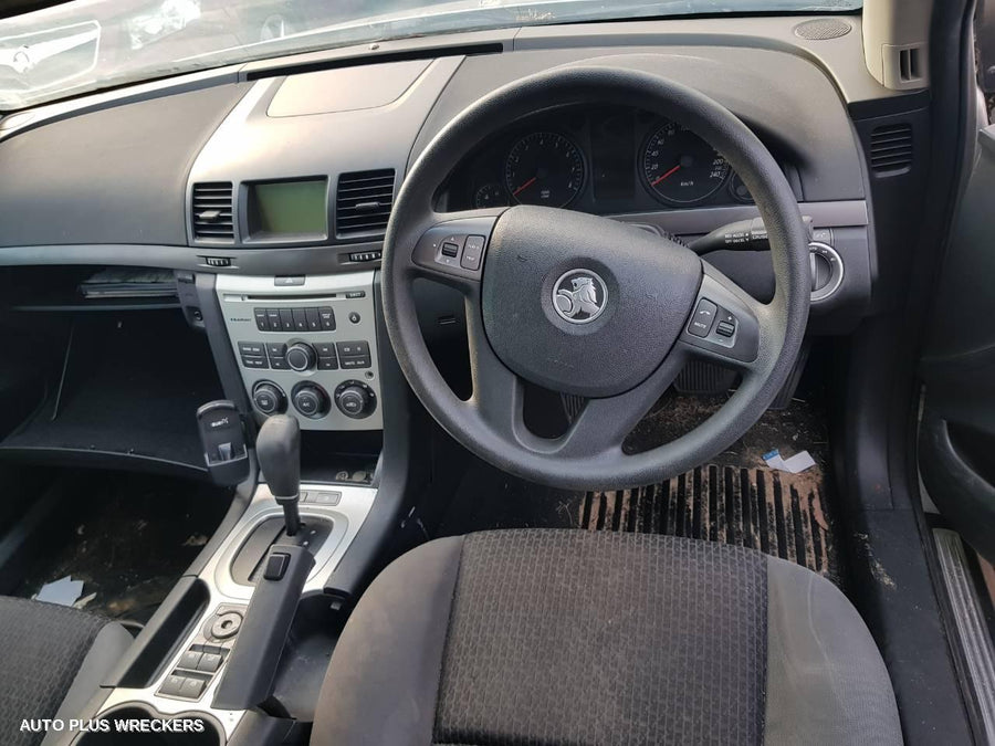 2006 Holden Commodore Sunvisor