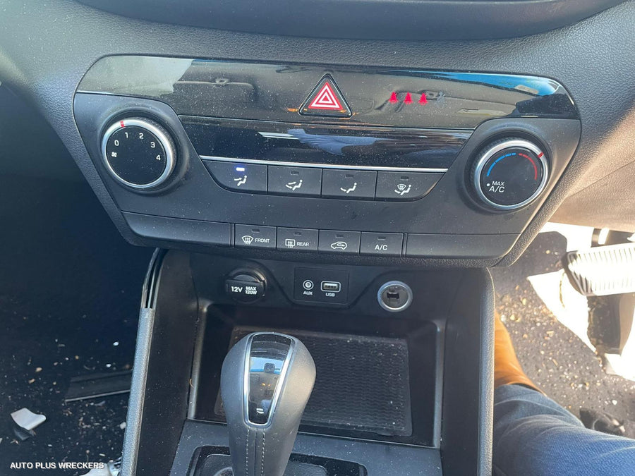 2020 Hyundai Tucson Right Front Door Window