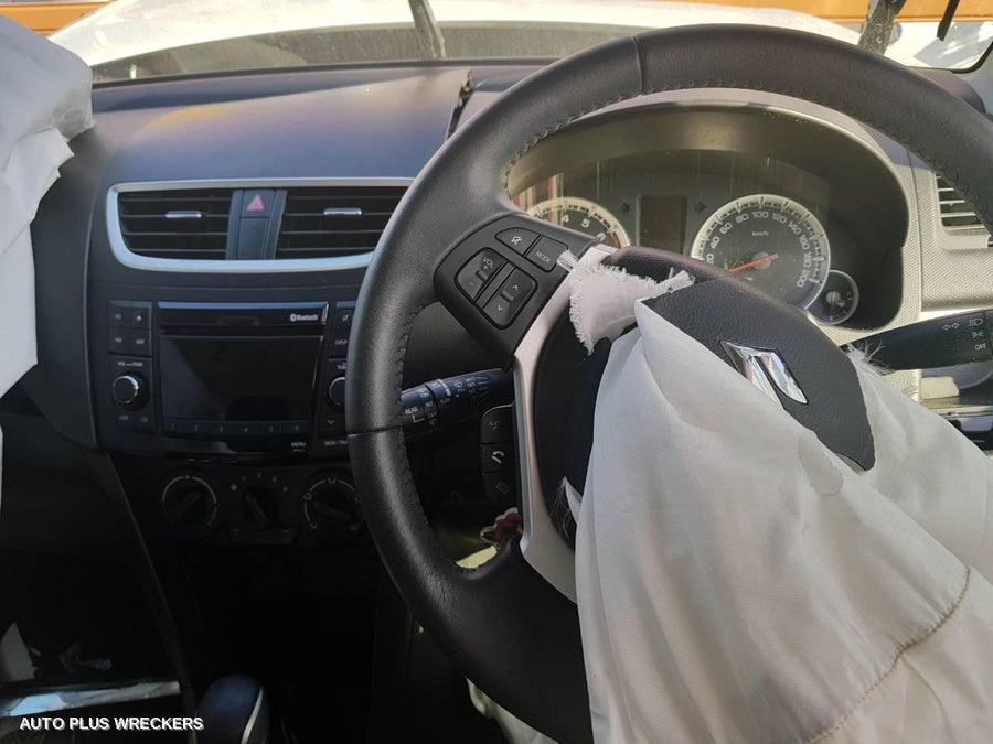 2015 Suzuki Swift Right Front Door Window