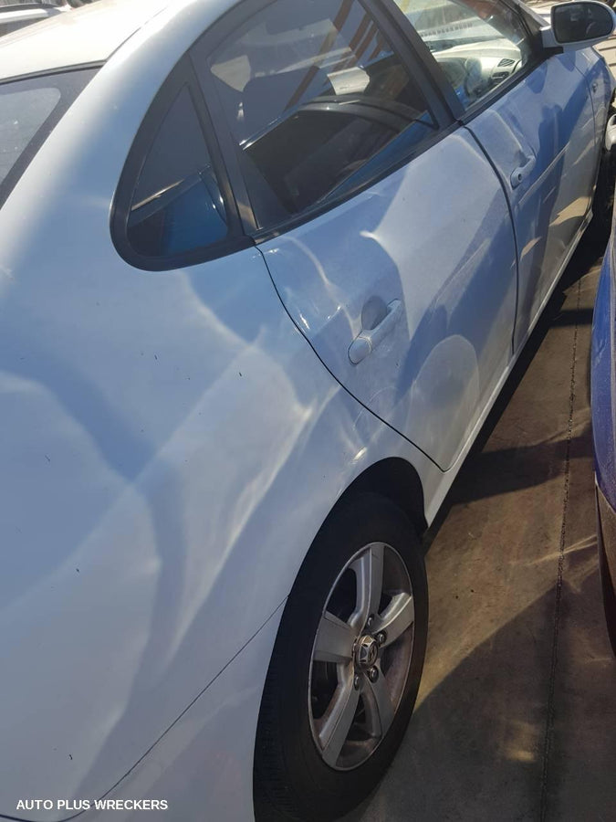 2006 Hyundai Elantra Left Rear Door Window