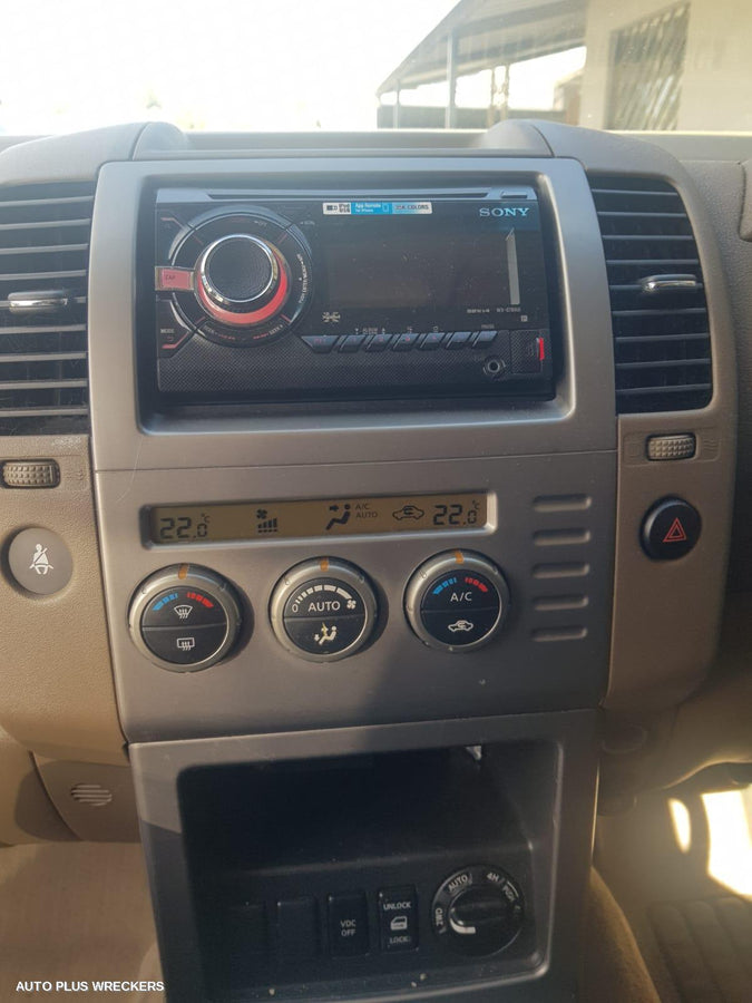 2006 Nissan Pathfinder Grille