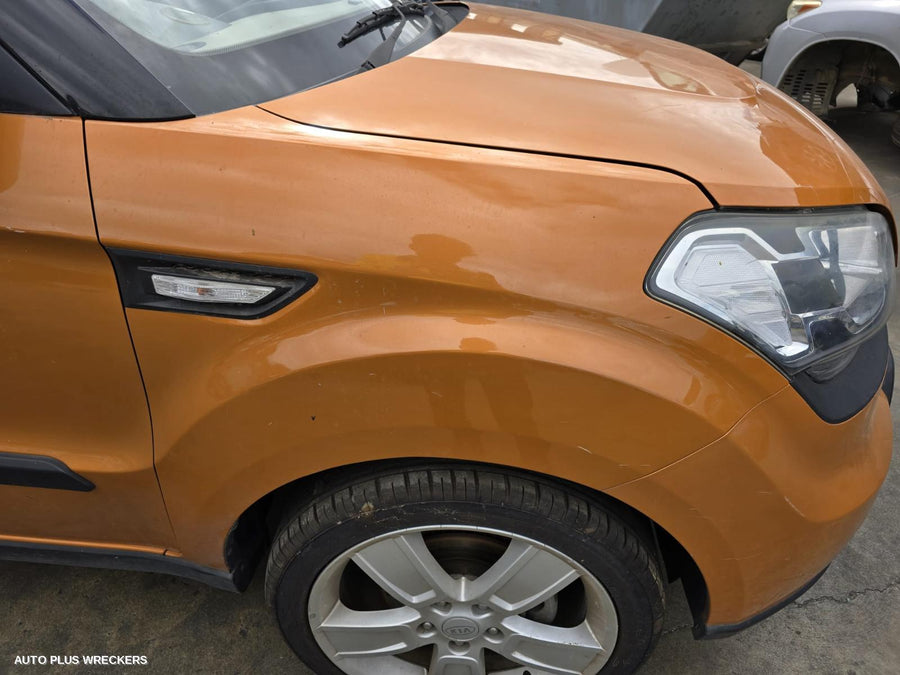 2009 Kia Soul Left Front Door Window