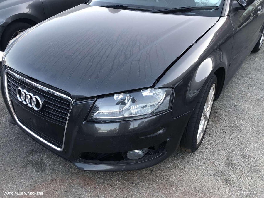 2010 Audi A3 Left Front Door