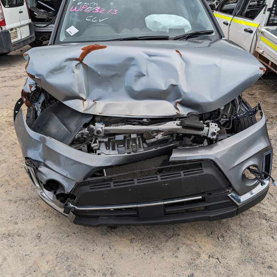 2020 Suzuki Vitara Left Rear Door Window