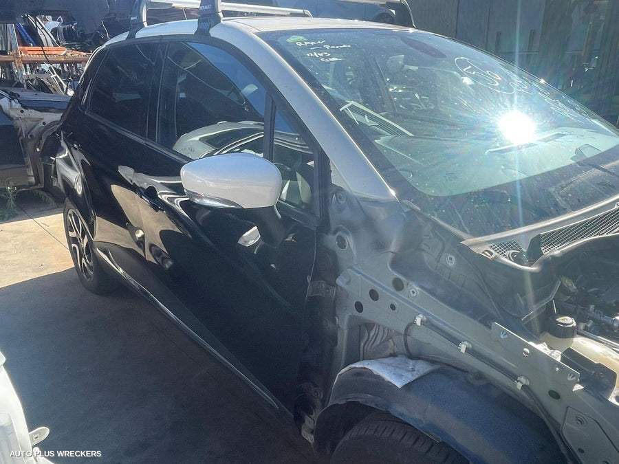 2015 Renault Captur Left Indicator Fog Side