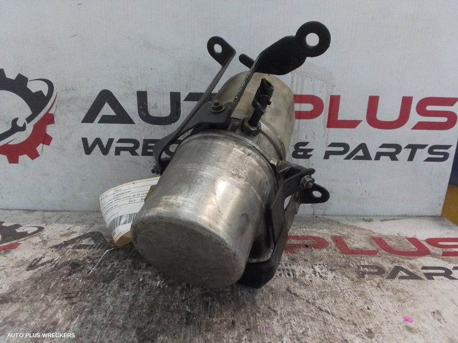 2010-2014 Volkswagen Polo Steering Pump