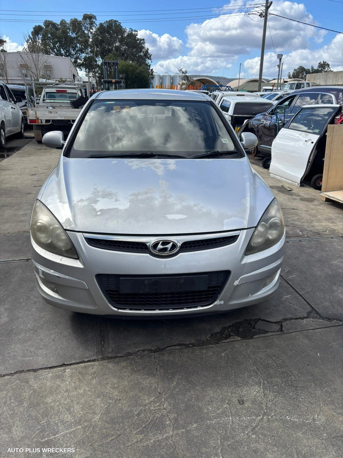 2012 Hyundai I30 Radiator Support