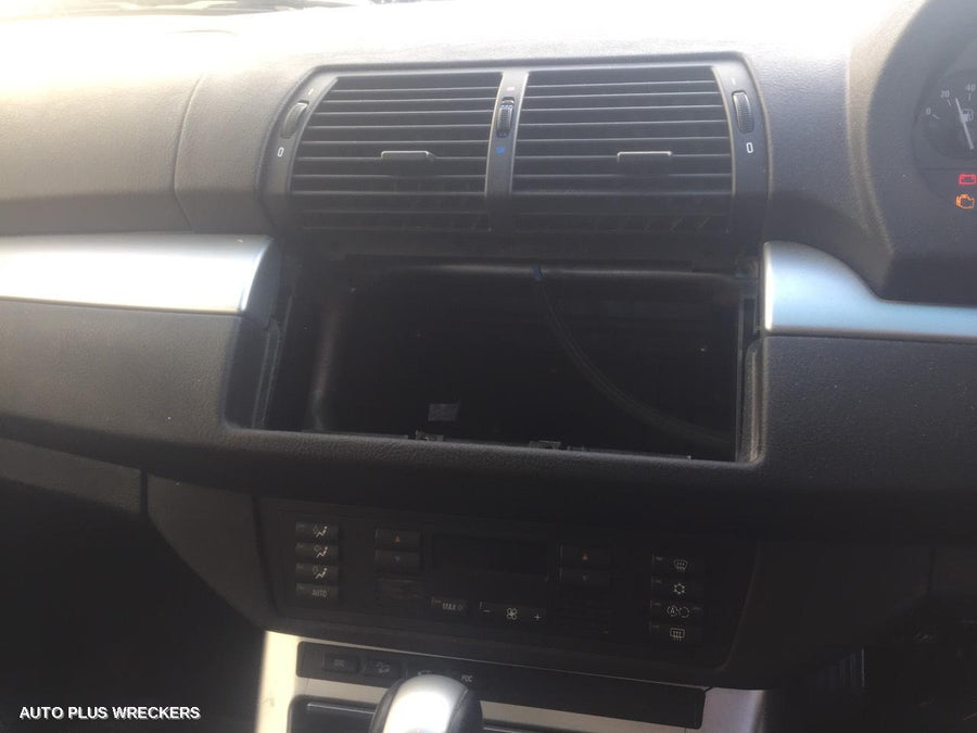 2002 Bmw X5 Right Front Door