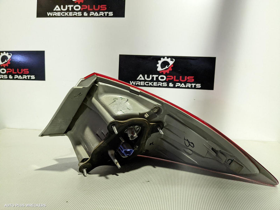 2015 Toyota Corolla Left Taillight