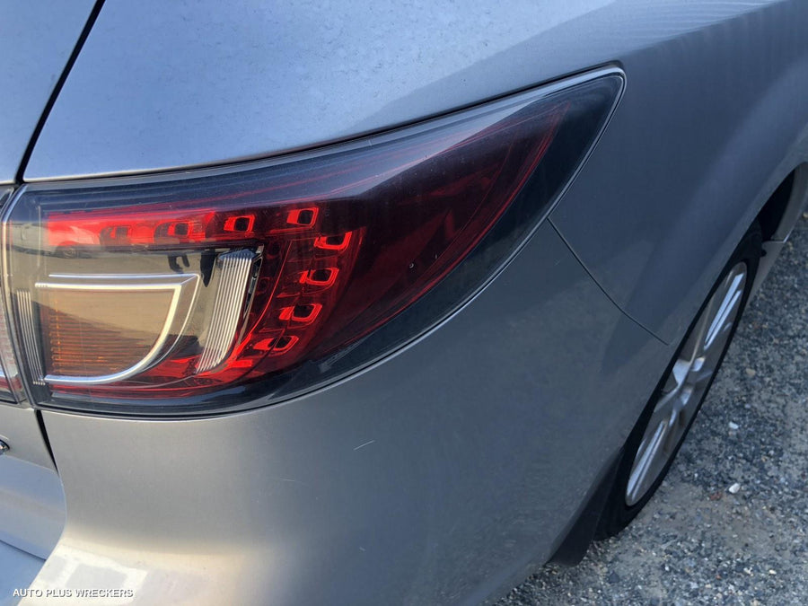 2009 Mazda 6 Right Indicator Fog Side