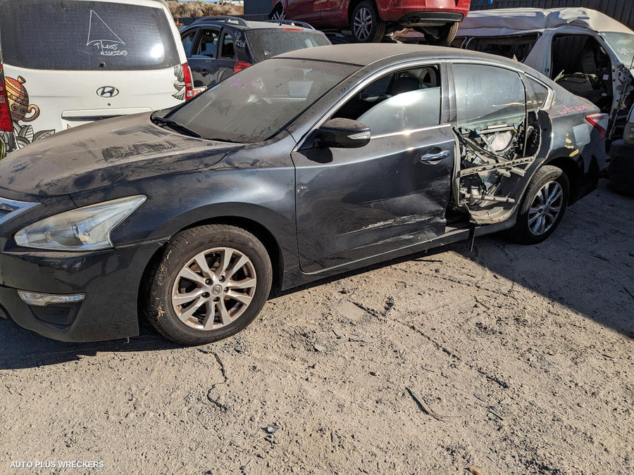 2015 Nissan Altima Plenum Chamber