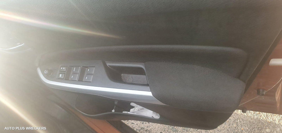2015-2026 Suzuki Vitara Left Rear Door Window