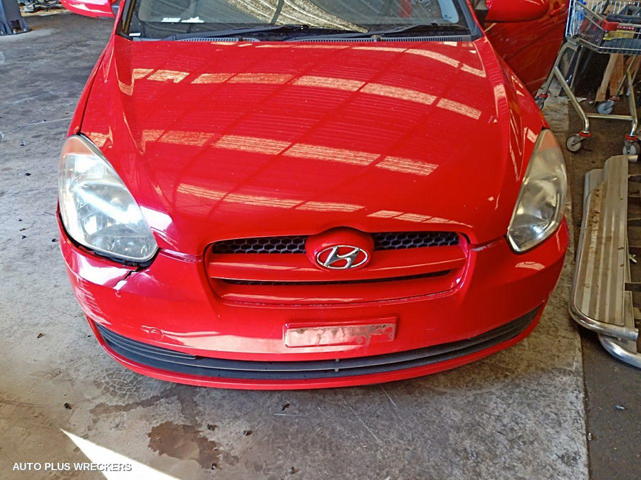 2006 Hyundai Accent Left Door Mirror