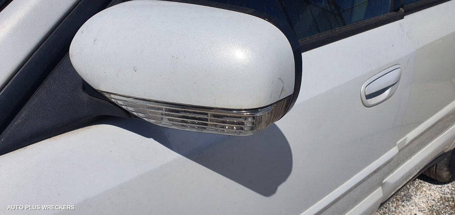 2004 Subaru Outback Right Guard