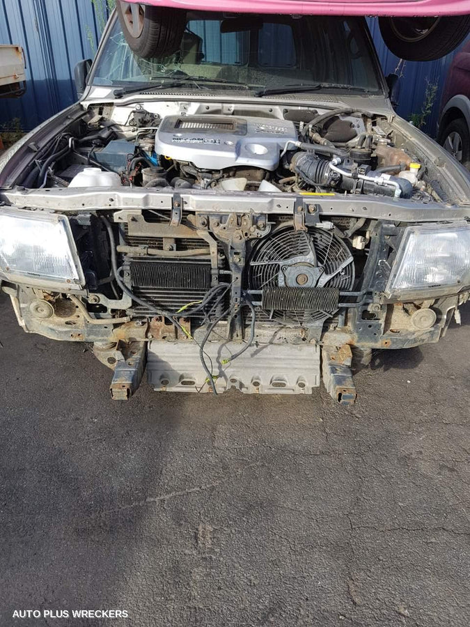 2000 Nissan Patrol Sunvisor