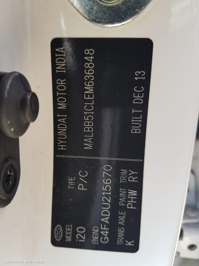 2014 Hyundai I20 Left Front Door Window