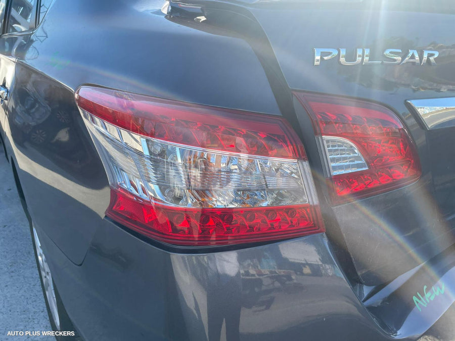 2015 Nissan Pulsar Right Front Window Reg Motor