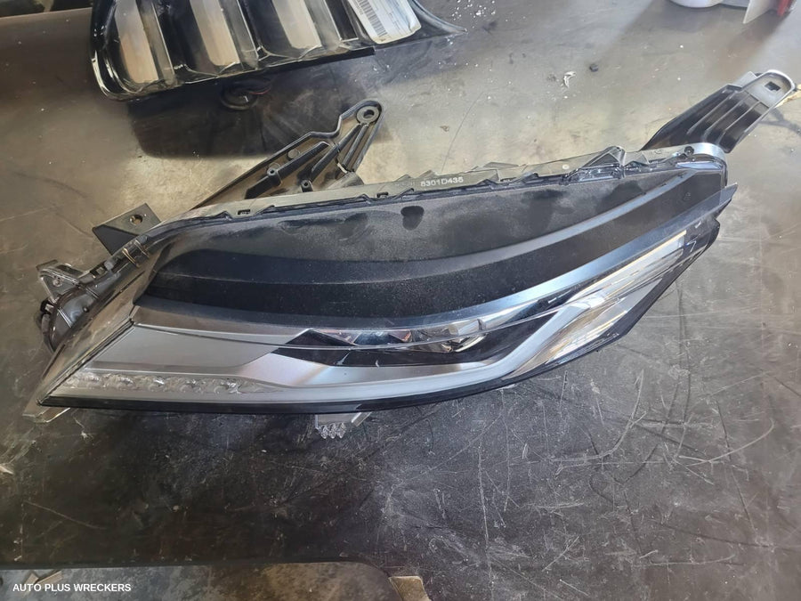 2021 Mitsubishi Pajero Left Headlamp