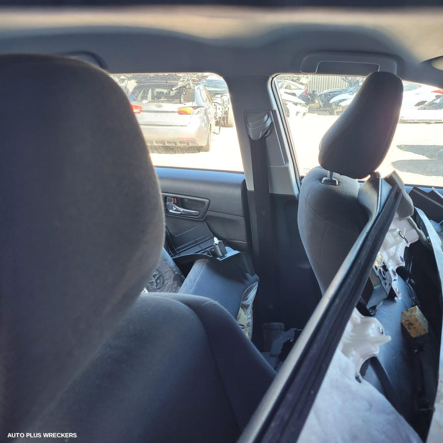 2016 Toyota Camry Right Guard